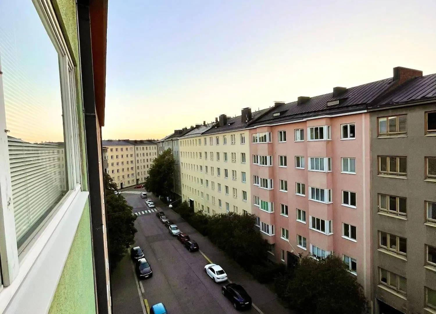 Penthouse Toeoeloe - High Ceilings, Wi-Fi, 24H Shop Lejlighed Helsinki